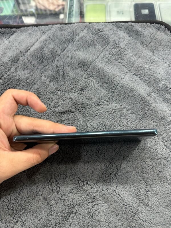 VIVO V30 12-256gb - Image 3