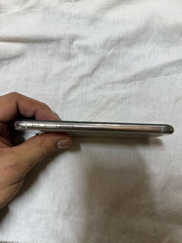 IPHONE X 256gb - Image 4