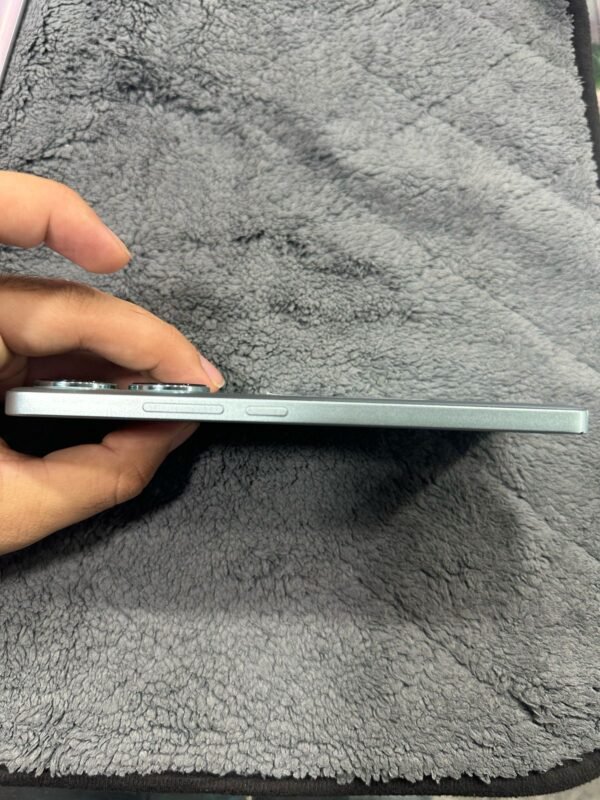 poco f6  / 16 ram - 512gb - Image 6