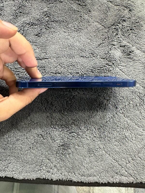 iphone 11 /64gb - Image 4