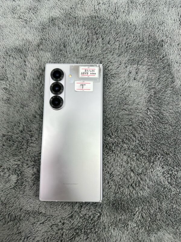 Samsung Galaxy Z Fold6 /12gb-256gb - Image 4