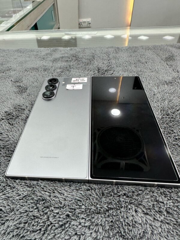 Samsung Galaxy Z Fold6 /12gb-256gb - Image 10