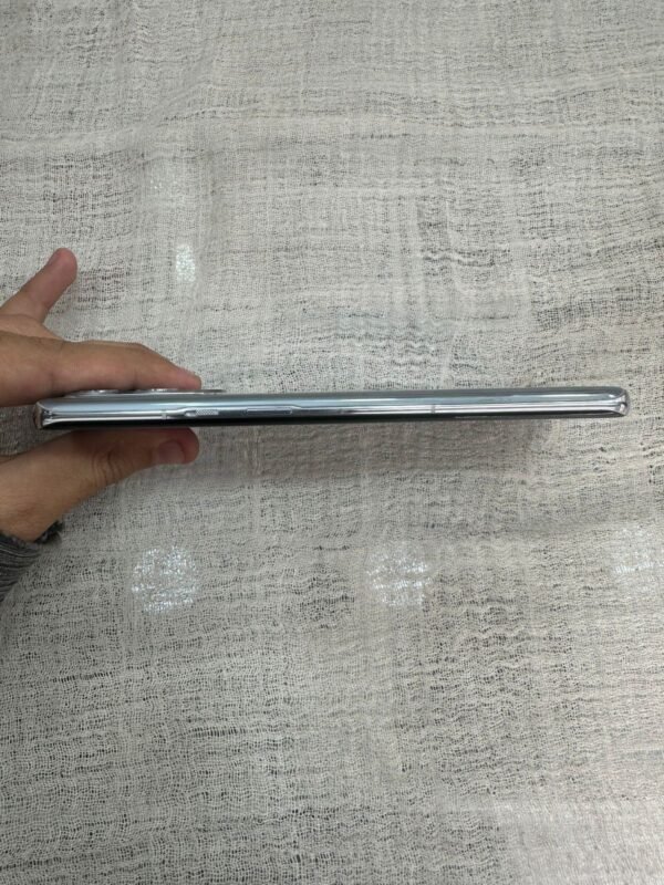 One Plus 9 Pro 5G | 12 / 256 Gb