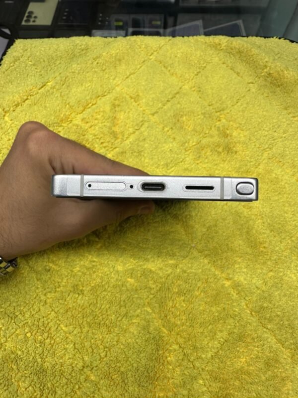 Samsung S25 Ultra | 12 / 256 Gb