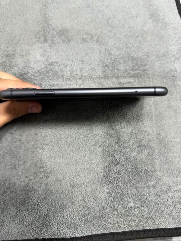 Iphone 11 | 64 Gb