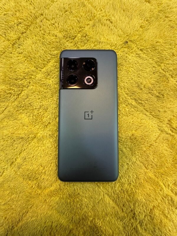 One Plus 10 Pro | 12 / 256 Gb