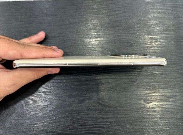 One Plus 11 | 16 / 512 Gb