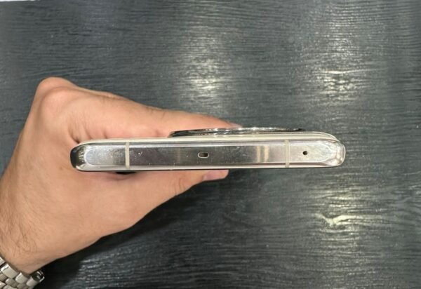 One Plus 11 | 16 / 512 Gb