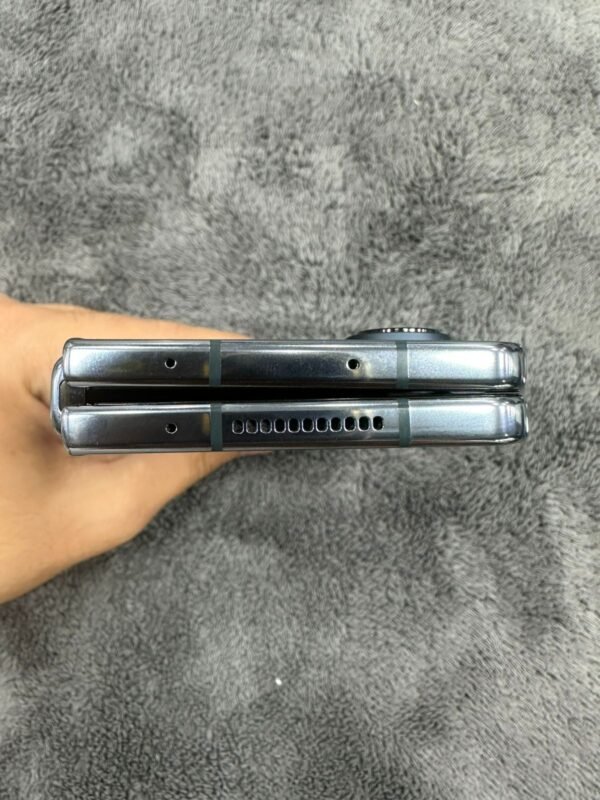 Samsung Docomo Fold 4 | 8 / 128 Gb