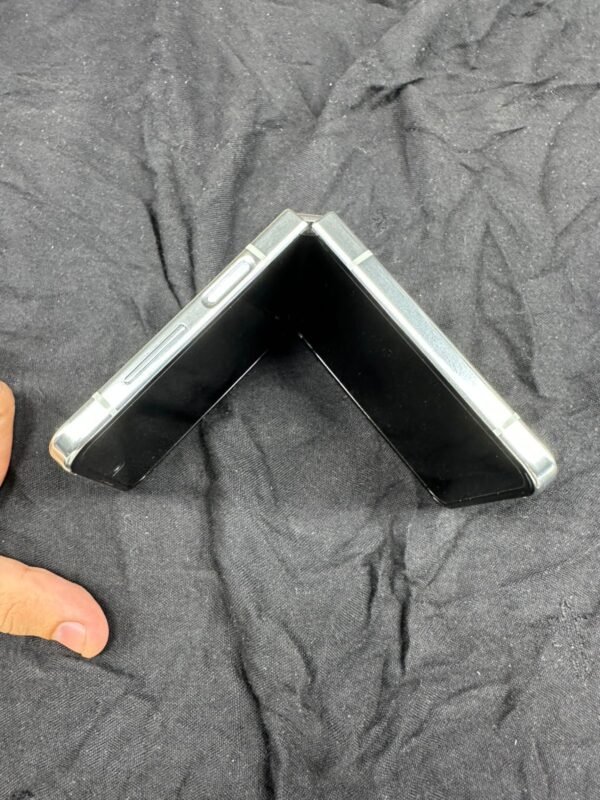 Samsung Z flip 5 | 8 / 512 Gb