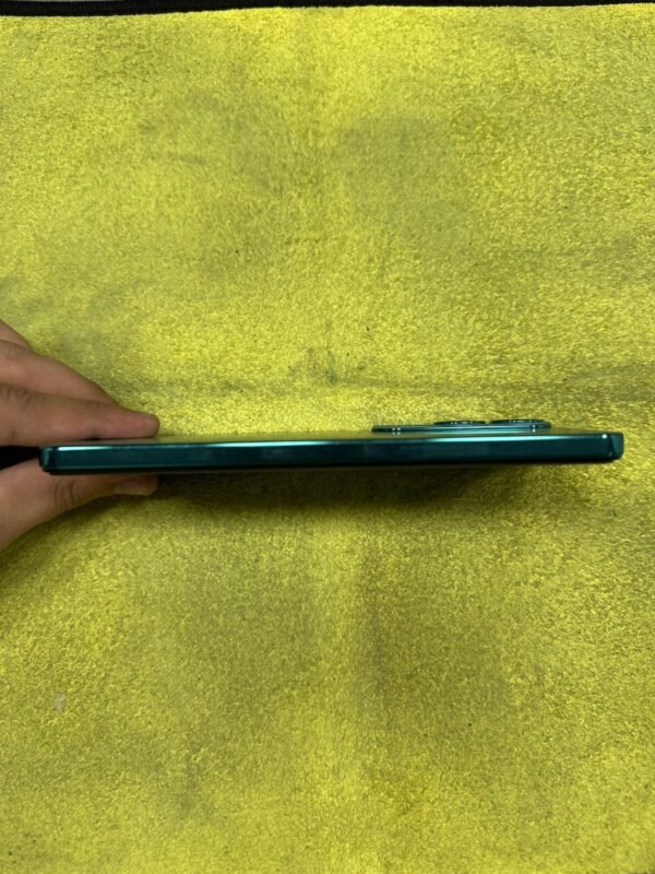Vivo Y200 | 8 / 256 Gb