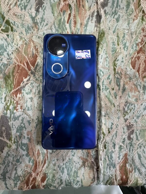Vivo V50 | 12 / 256 Gb