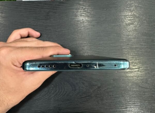 Vivo V30 | 12 / 256 Gb