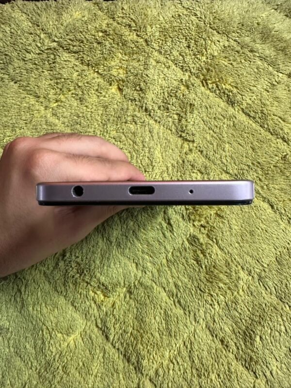 Vivo Y04 | 4 / 128 Gb