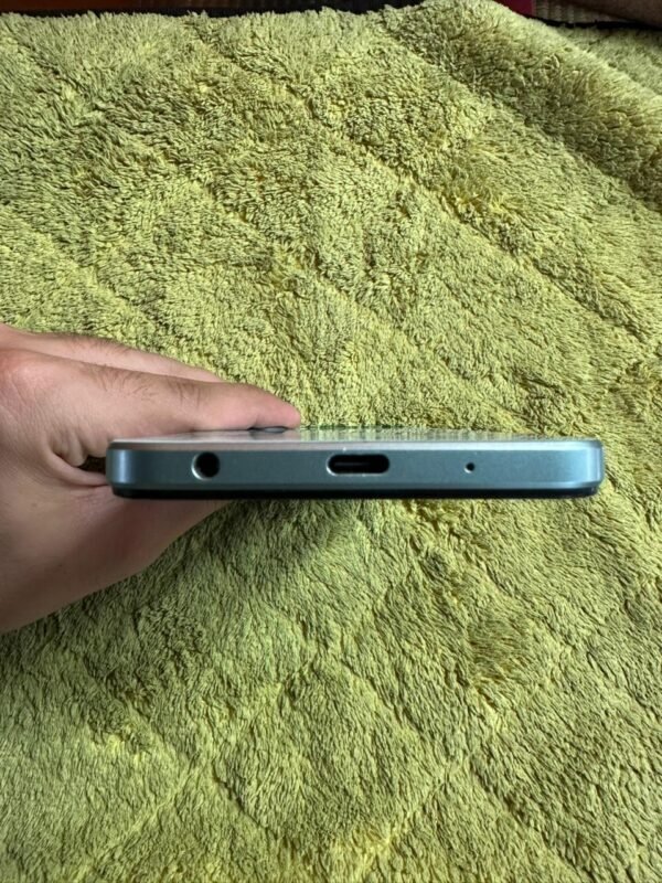 Vivo Y03 | 4 / 128 Gb