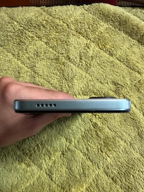 Vivo Y03 | 4 / 128 Gb