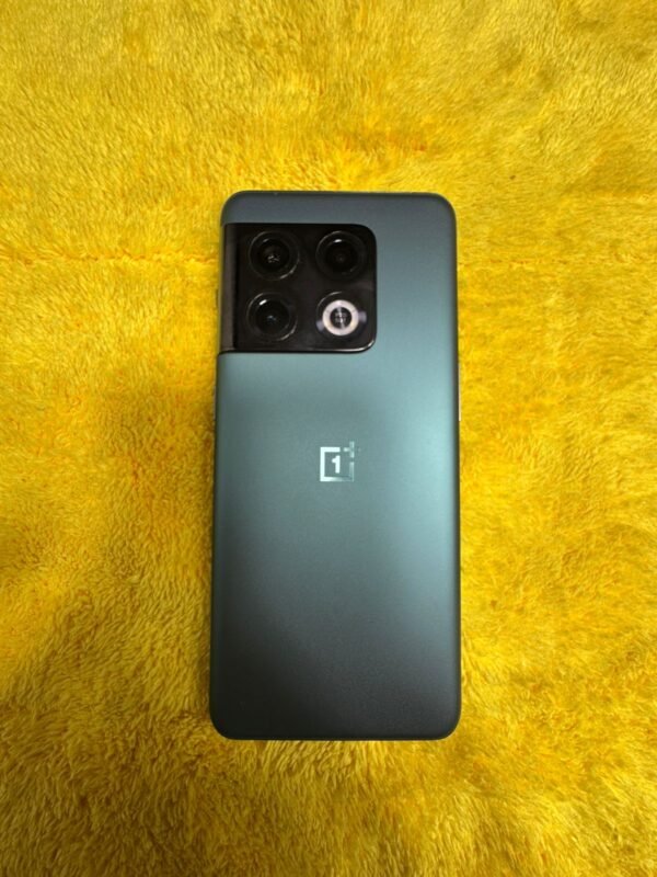 One Plus 10 Pro | 8 / 256 Gb