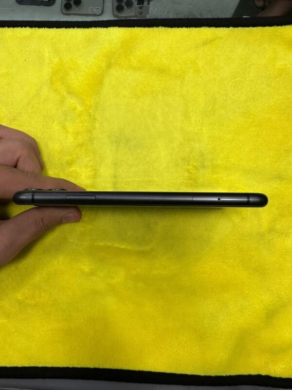 Iphone 11 | 64 Gb