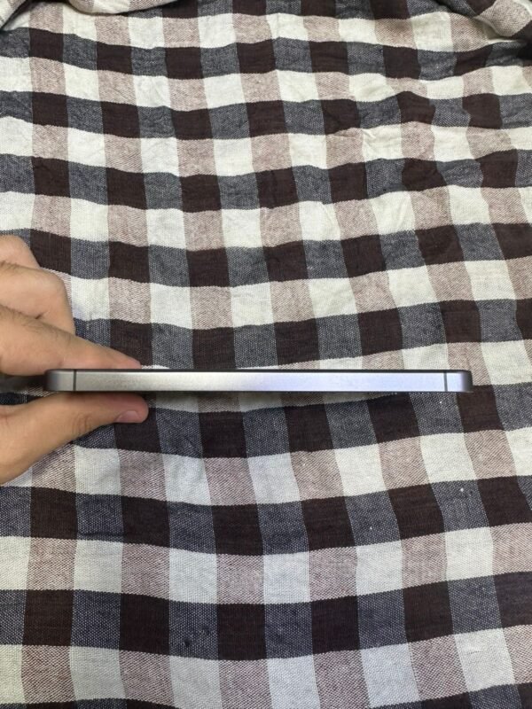 Samsung S24 | 8 / 128 GB