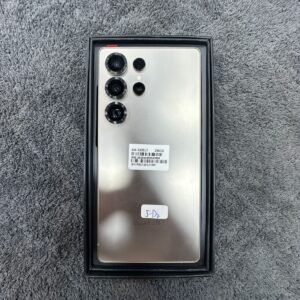 Samsung S25 Ultra | 12 / 256 GB