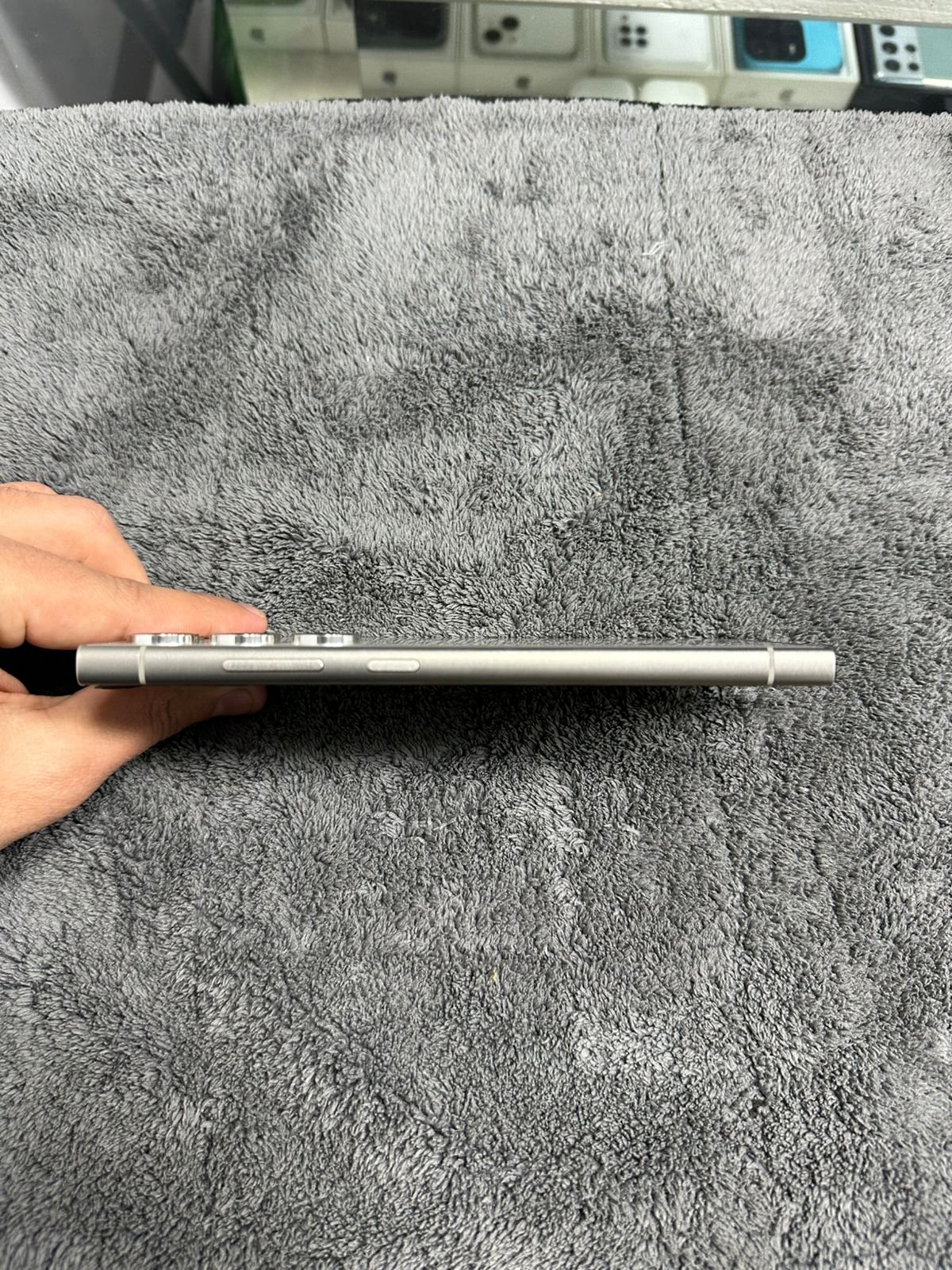 Samsung S24 Ultra | 12 / 256 GB