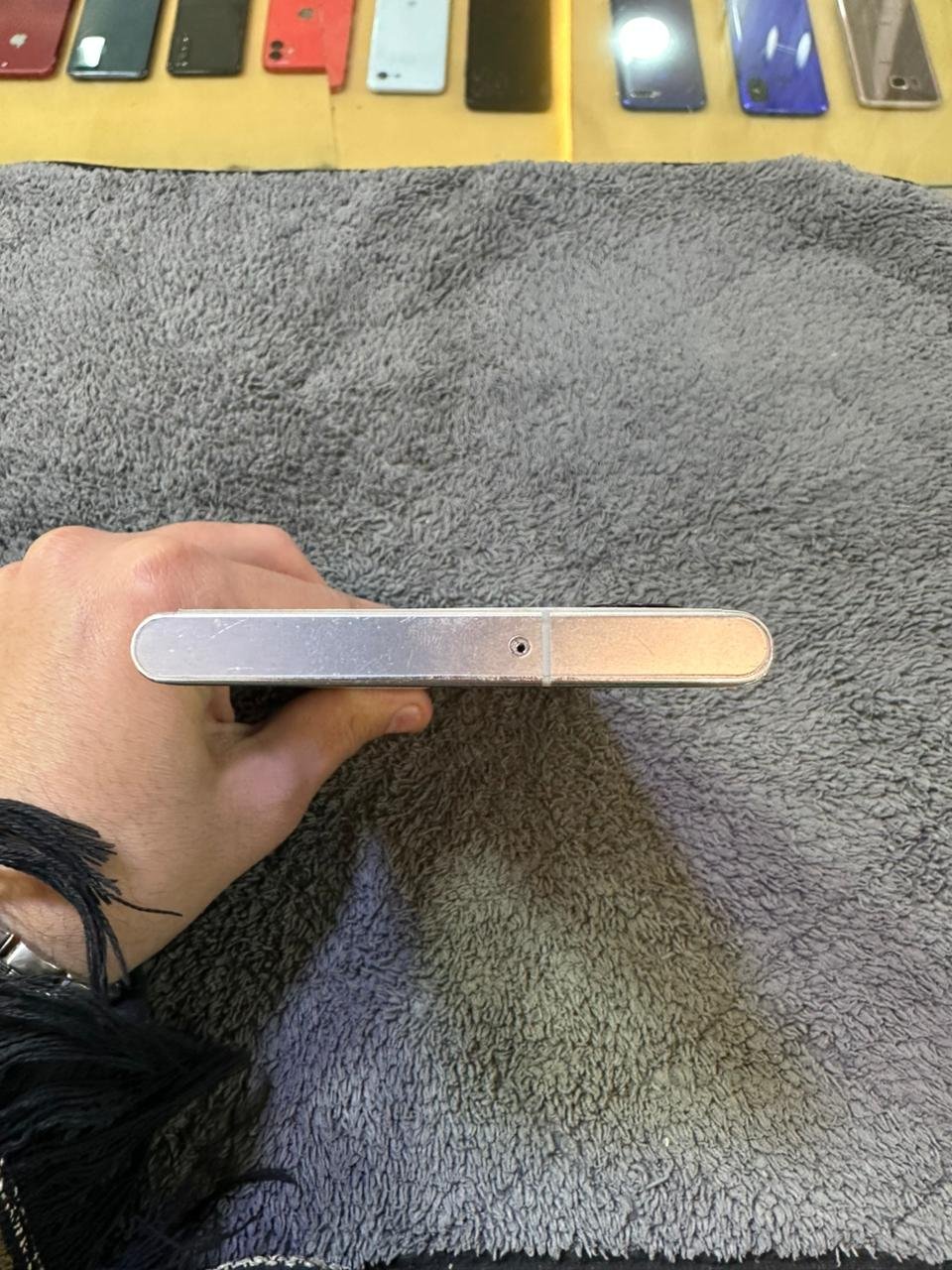 Samsung S22 Ultra | 12 / 256 GB