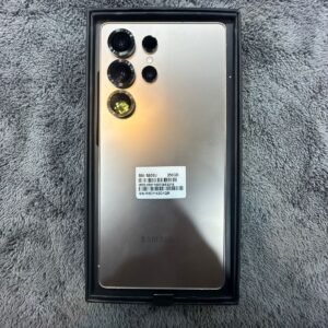 Samsung S25 Ultra | 12 / 256 GB